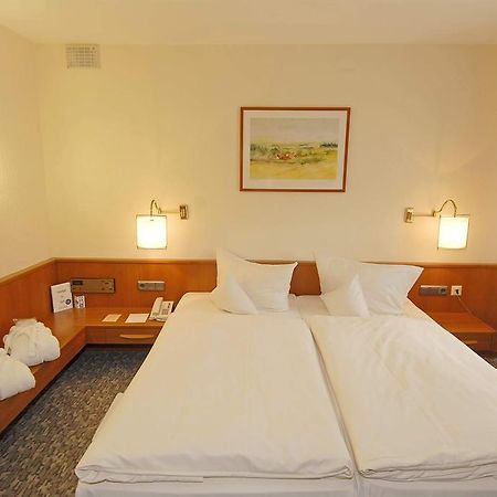 Balladins Superior Hotel Gutsmann บาด บรัมชเตดท์ ห้อง รูปภาพ