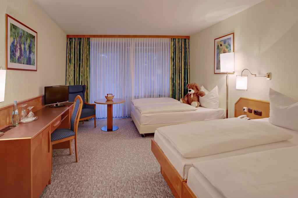 Balladins Superior Hotel Gutsmann บาด บรัมชเตดท์ ห้อง รูปภาพ