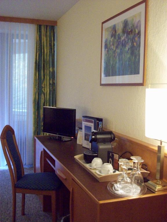 Balladins Superior Hotel Gutsmann บาด บรัมชเตดท์ ห้อง รูปภาพ